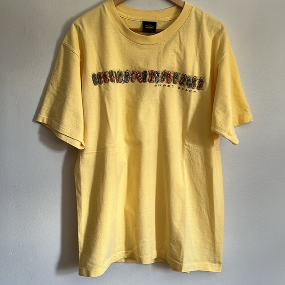Vintage Sunset Beach T-Shirt / Sandals Graphic / XL / 90s / Single Stitch - Picture 2 of 5